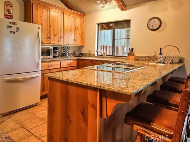 Detail Gallery Image 9 of 18 For 7497 Yosemite Park Way, Yosemite,  CA 95389 - 2 Beds | 2 Baths