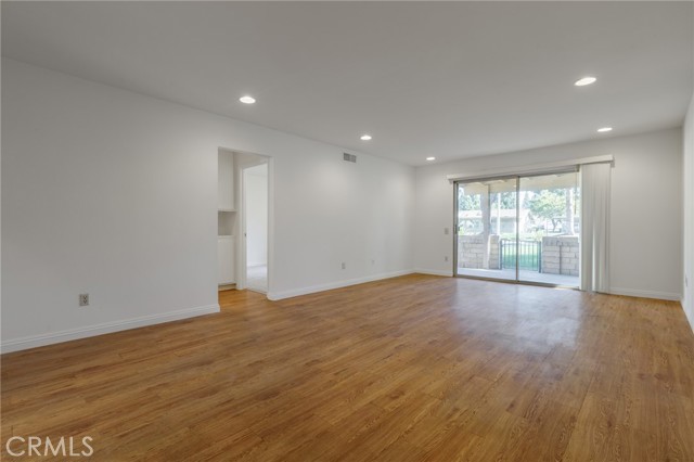 MLS #SR25258670 image #5