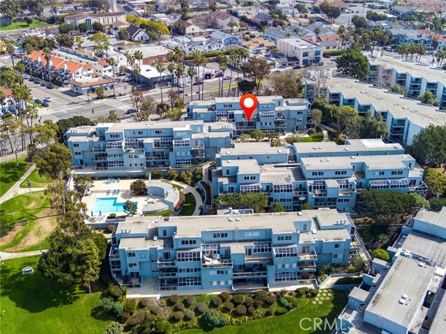 210 The Village, Redondo Beach, California 90277, 2 Bedrooms Bedrooms, ,1 BathroomBathrooms,Residential,For Sale,The Village,SB25027886