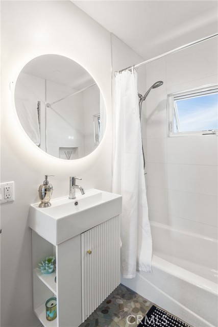 Upper unit zen bathroom