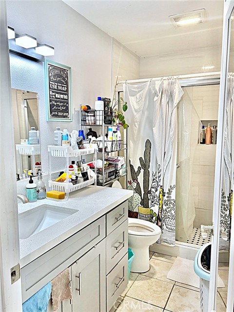 Detail Gallery Image 12 of 15 For 3510 & 3512 W Pine St, Santa Ana,  CA 92704 - – Beds | – Baths