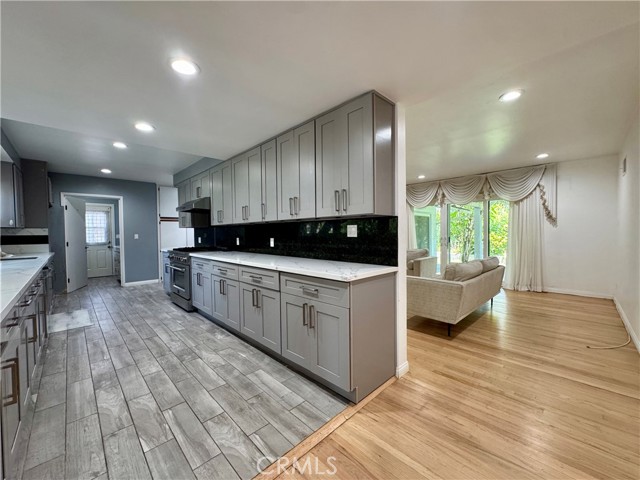 3030 San Juan Drive, Fullerton CA: https://media.crmls.org/medias/54ad6567-dcd2-4ddc-b7fa-8cd5a721d2f3.jpg