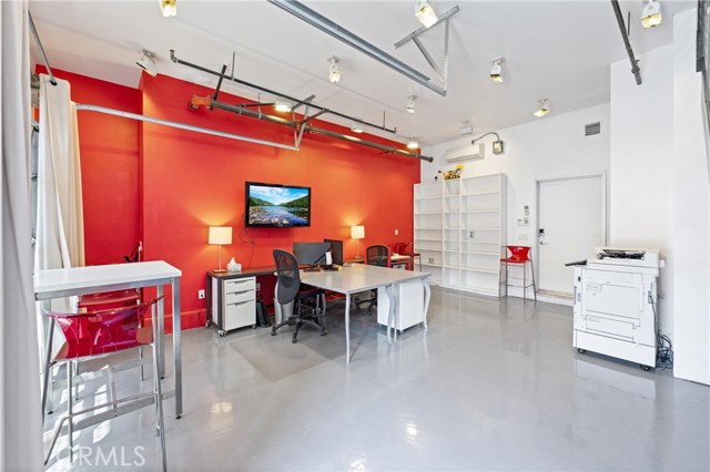 919 E Santa Ana Boulevard, Santa Ana CA: https://media.crmls.org/medias/54add6d9-b578-463d-894a-0a52d4ba23df.jpg
