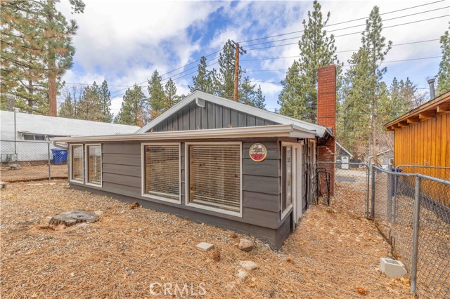 Detail Gallery Image 22 of 26 For 42581 Willow Ave, Big Bear Lake,  CA 92315 - 2 Beds | 1 Baths