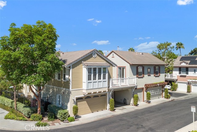Detail Gallery Image 1 of 36 For 14 Tuberose, Ladera Ranch,  CA 92694 - 2 Beds | 2 Baths