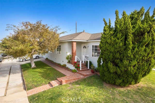 1601 18th Street, Manhattan Beach, California 90266, 3 Bedrooms Bedrooms, ,1 BathroomBathrooms,Residential,Sold,18th,SB21241206