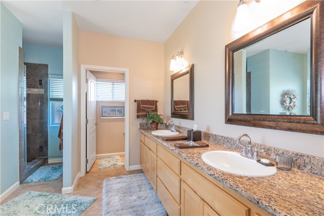 403 Montebello Oaks Drive, Paso Robles CA: https://media.crmls.org/medias/54b3144c-a05b-4d4b-a41d-259837f7831a.jpg
