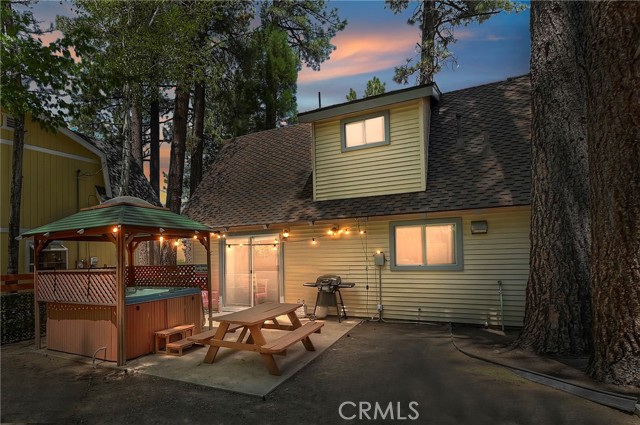 Detail Gallery Image 2 of 36 For 42759 Peregrine Ave, Big Bear Lake,  CA 92315 - 3 Beds | 2 Baths