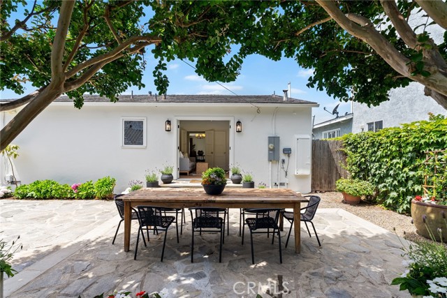 340 Broadway, Costa Mesa CA: https://media.crmls.org/medias/54b4088a-a074-486d-82e3-c99ded2934c9.jpg