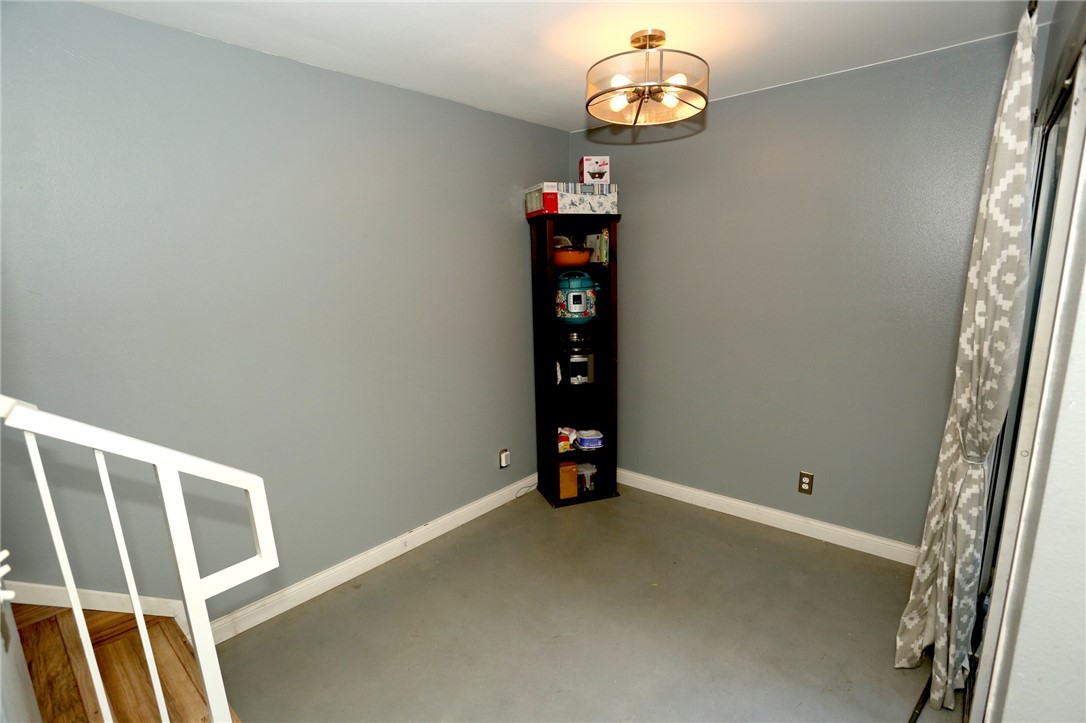 Detail Gallery Image 9 of 20 For 1235 E Carson St #2,  Carson,  CA 90745 - 2 Beds | 2/1 Baths