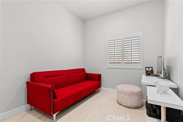 Detail Gallery Image 40 of 69 For 6920 Valmont #5,  Tujunga,  CA 91042 - 4 Beds | 3 Baths