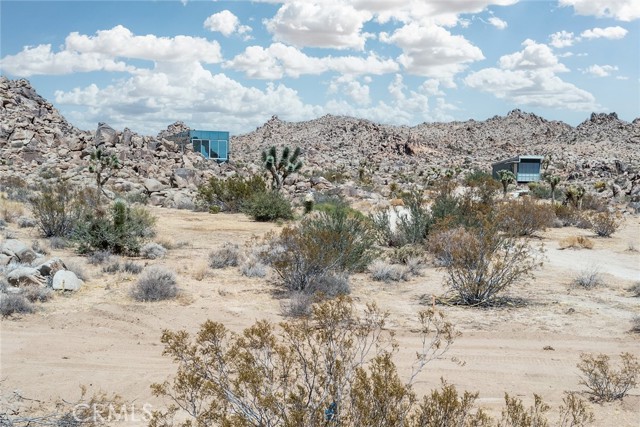 Detail Gallery Image 5 of 43 For 63257 Wagon Wheel Rd, Joshua Tree,  CA 92252 - 4 Beds | 2 Baths