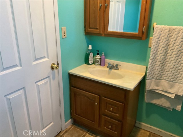 Detail Gallery Image 12 of 16 For 915 R St, Merced,  CA 95341 - 3 Beds | 1 Baths