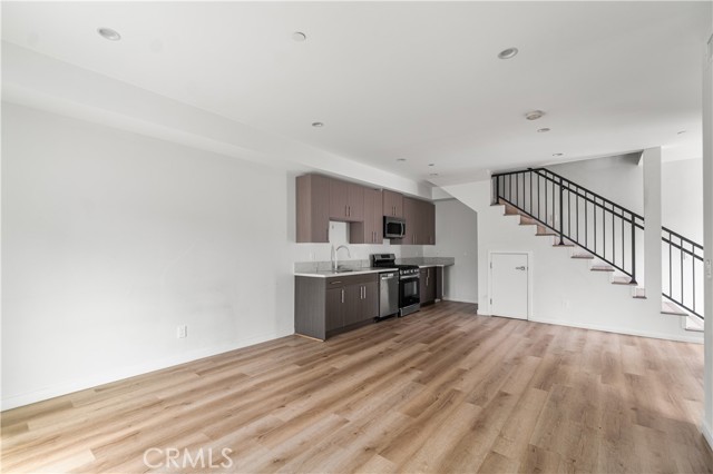 959 N Acacia, Compton CA: https://media.crmls.org/medias/54b7f87b-0ad8-43ce-abb9-459278d29ed0.jpg