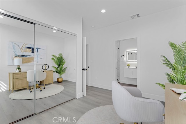 Detail Gallery Image 25 of 46 For 1626 Winona Bld, Los Angeles,  CA 90027 - 5 Beds | 5 Baths
