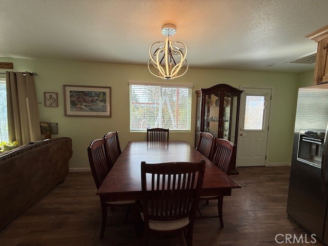 Detail Gallery Image 21 of 41 For 39468 Summit Dr, Oakhurst,  CA 93644 - 4 Beds | 3 Baths