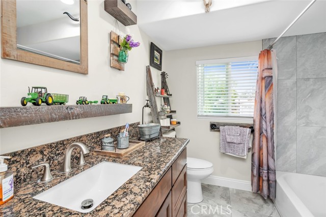 2905 Arnold Street, Bakersfield CA: https://media.crmls.org/medias/54b8b8d8-8996-492c-9ce8-92928acbfa16.jpg