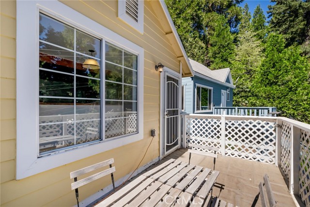 Detail Gallery Image 21 of 22 For 23339 Seeley Way, Crestline,  CA 92325 - 2 Beds | 2 Baths