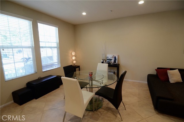 Detail Gallery Image 7 of 22 For 16 Parker St, Ladera Ranch,  CA 92694 - 2 Beds | 2/1 Baths