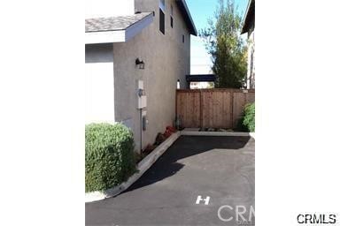 431 W Bay Street, Costa Mesa CA: https://media.crmls.org/medias/54baaa1b-7d55-4c1b-be1d-4dbeb13319fd.jpg