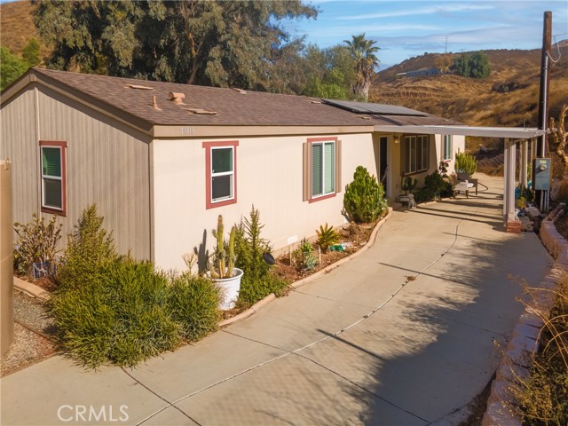 Detail Gallery Image 5 of 46 For 11318 Spanish Hills Dr, Corona,  CA 92883 - 3 Beds | 2 Baths