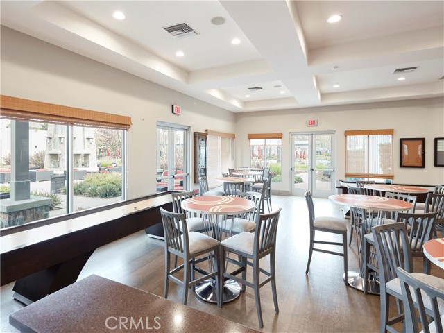 Detail Gallery Image 17 of 23 For 12920 Central Ave #401,  Hawthorne,  CA 90250 - 1 Beds | 1/1 Baths