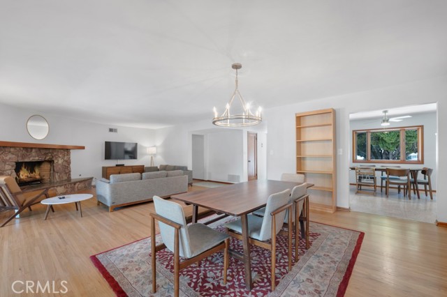 10335 Sylvia Avenue, Porter Ranch CA: https://media.crmls.org/medias/54bbed49-bb0e-4d13-a5fa-6cc60e92b24f.jpg