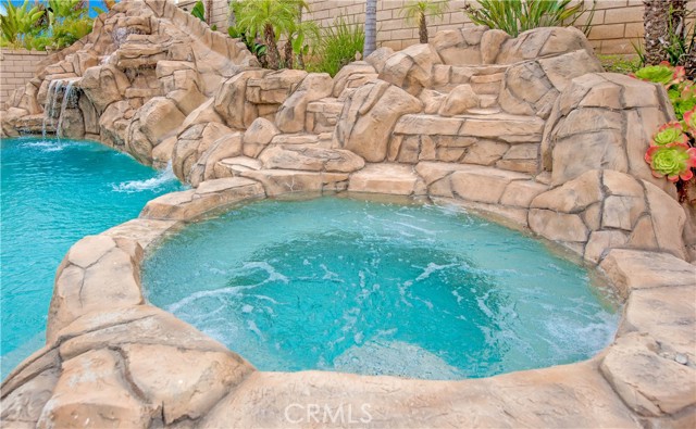 Detail Gallery Image 36 of 46 For 1676 Tamarron Dr, Corona,  CA 92883 - 4 Beds | 2/1 Baths