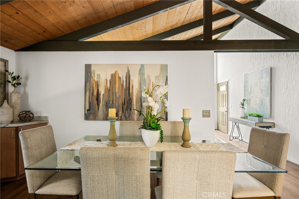 54bc8ce3 3281 45a0 8ace 094698439bd1