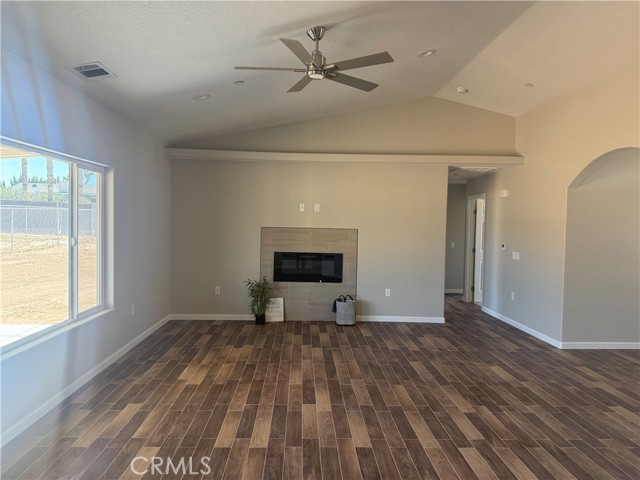 Detail Gallery Image 10 of 34 For 17995 Seaforth St, Hesperia,  CA 92345 - 4 Beds | 2/1 Baths