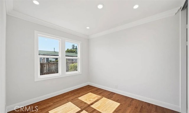 1321 Orange Grove photo 9