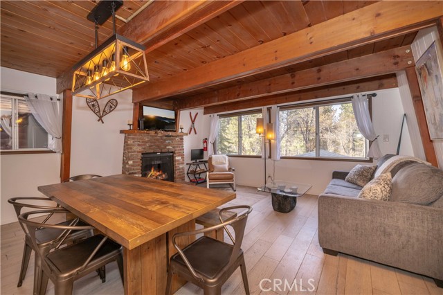 Detail Gallery Image 2 of 15 For 1130 Vine Ave, Big Bear City,  CA 92314 - 2 Beds | 1 Baths