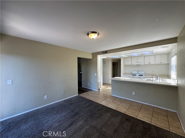 Detail Gallery Image 13 of 51 For 1155 W Victoria St, Rialto,  CA 92376 - 3 Beds | 2/1 Baths