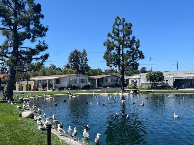 Detail Gallery Image 2 of 15 For 4211 W 1st Street , Space 90, Santa Ana,  CA 92703 - 2 Beds | 2 Baths