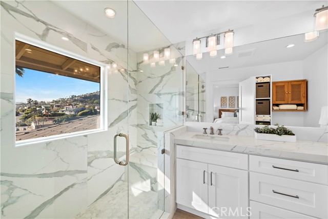 Detail Gallery Image 20 of 41 For 51 Blue Lagoon, Laguna Beach,  CA 92651 - 3 Beds | 3 Baths