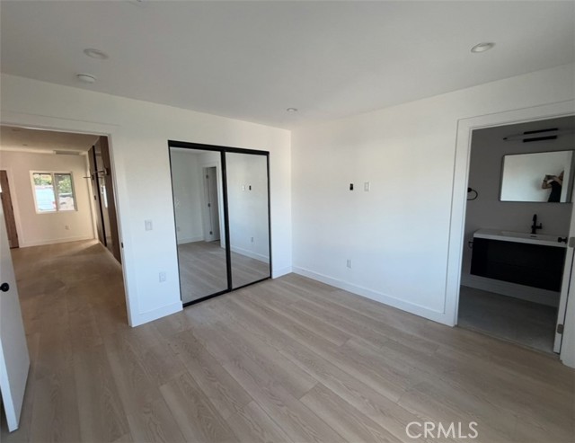 Detail Gallery Image 5 of 14 For 9326 Holmes Ave, Los Angeles,  CA 90002 - 4 Beds | 3 Baths