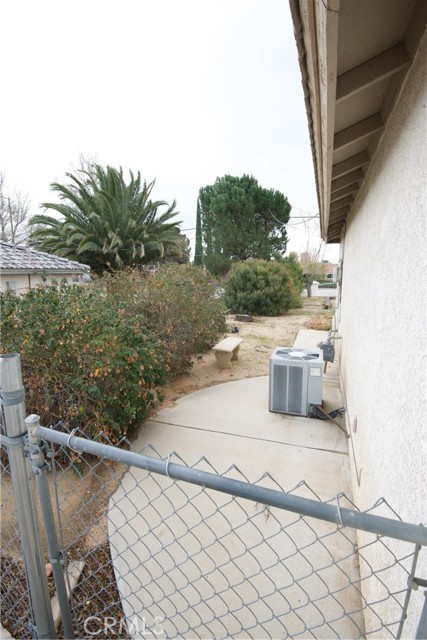 Detail Gallery Image 25 of 25 For 17482 Walnut, Hesperia,  CA 92345 - 3 Beds | 2 Baths