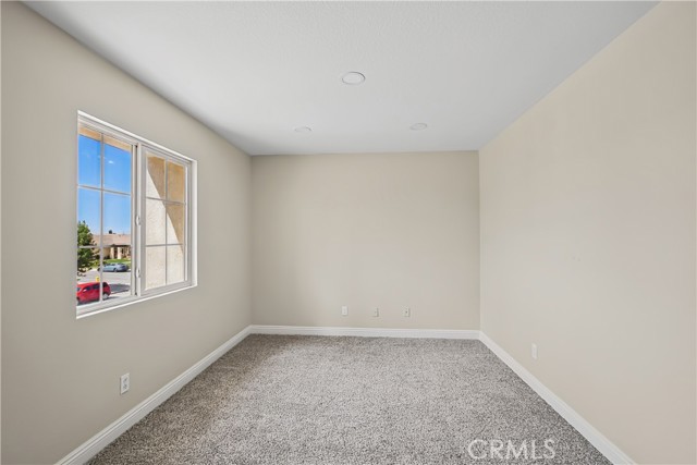 12551 Bermuda Ct, Victorville, CA 92392 photo 31