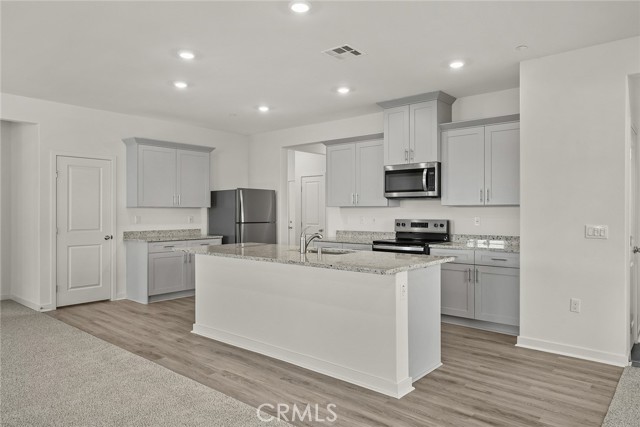 761 Longhorn Drive, San Jacinto CA: https://media.crmls.org/medias/54c4e787-0b3d-477b-970b-2fe85fbfdcfc.jpg