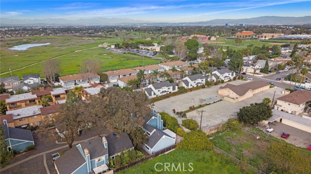 Detail Gallery Image 38 of 49 For 1025 Sea Breeze #11,  Costa Mesa,  CA 92627 - 2 Beds | 2/1 Baths