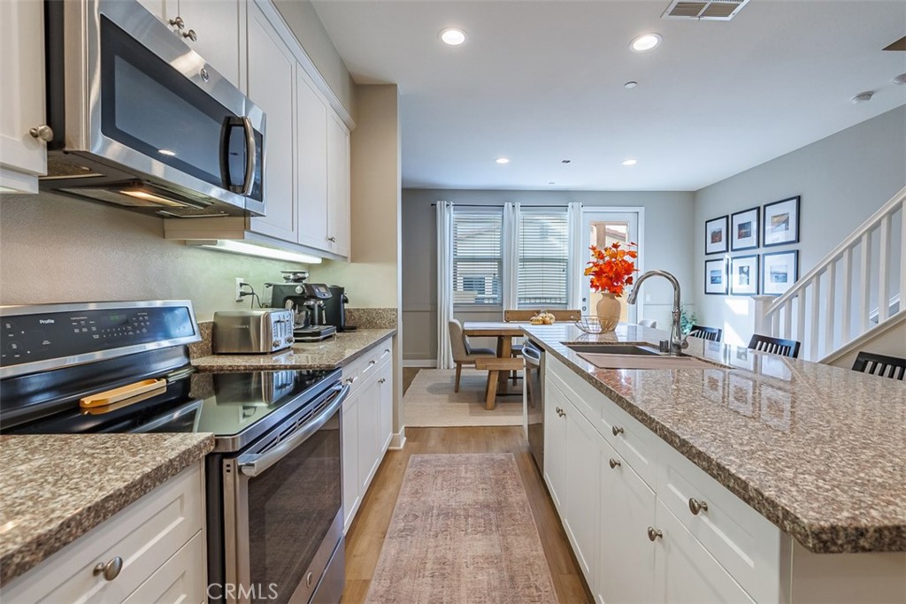 MLS #OC25269938 image #10