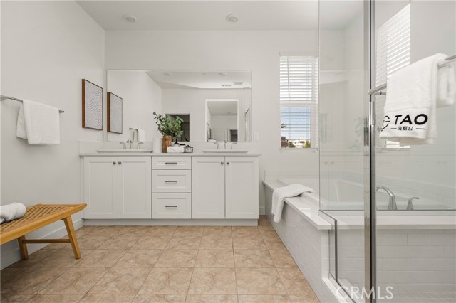 Detail Gallery Image 20 of 36 For 233 Denali, Lake Forest,  CA 92630 - 4 Beds | 3 Baths