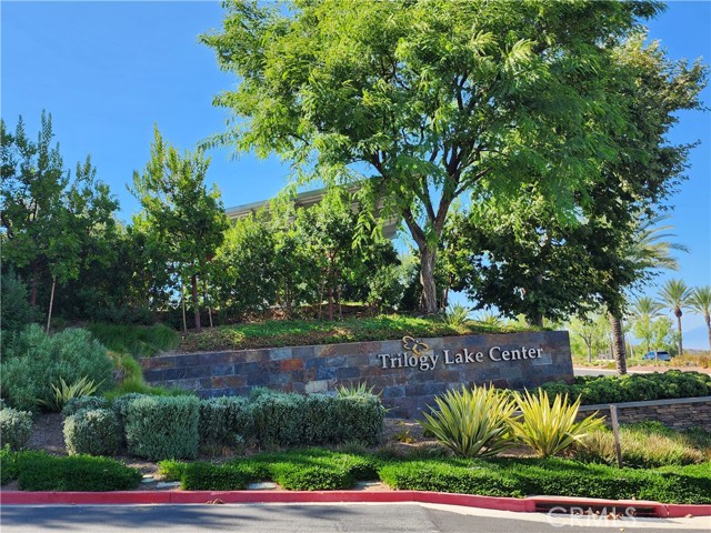 9153 Wooded Hill, Corona CA: https://media.crmls.org/medias/54c73e66-5a36-493d-9355-a3b4bc972ae4.jpg