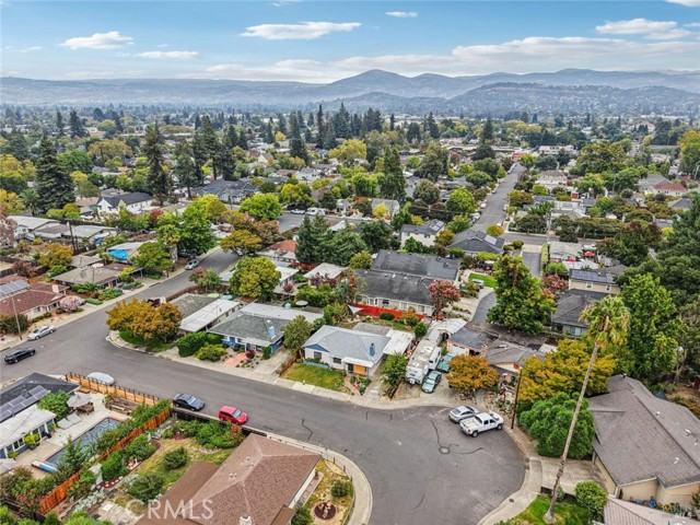 68 Glenwood Drive, Napa CA: https://media.crmls.org/medias/54c73eff-2dc0-43a2-950e-78498d30d6b9.jpg