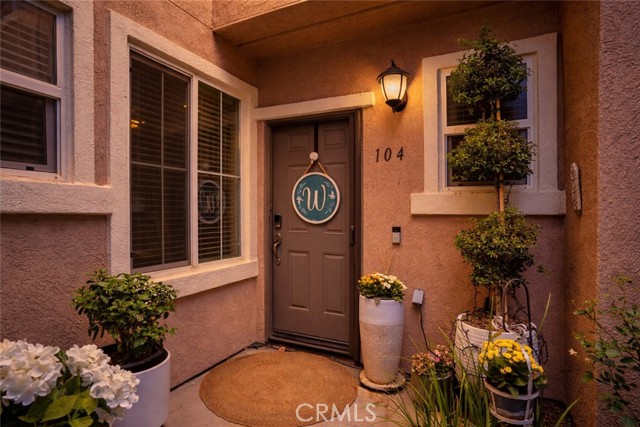 Detail Gallery Image 8 of 44 For 15636 Vista Way #104,  Lake Elsinore,  CA 92532 - 3 Beds | 2/1 Baths