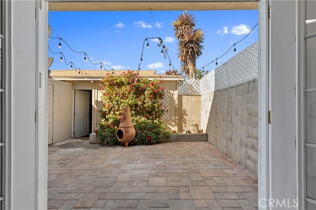 Detail Gallery Image 13 of 50 For 15880 Bogart Ct, Fountain Valley,  CA 92708 - 3 Beds | 2 Baths