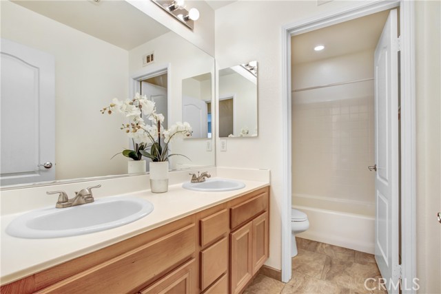 Detail Gallery Image 13 of 20 For 31561 Six Rivers Ct, Temecula,  CA 92592 - 4 Beds | 2/1 Baths