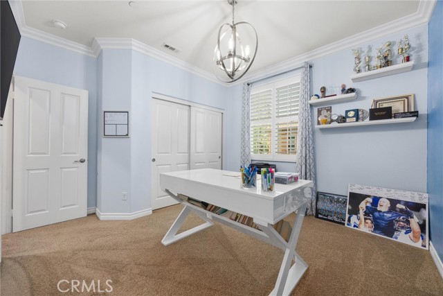 28537 Vista Del Rio Drive, Valencia CA: https://media.crmls.org/medias/54c8a9d0-6016-4f30-a9f3-45515a568021.jpg
