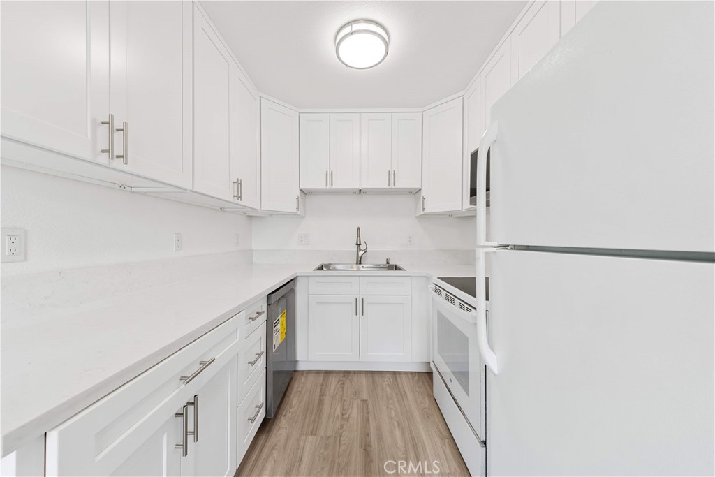 6602 Beadnell Way - photo 14