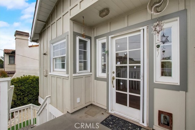 609 15th Street, Manhattan Beach, California 90266, 5 Bedrooms Bedrooms, ,1 BathroomBathrooms,Residential,Sold,15th,SB21193724